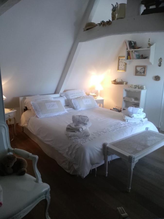 Lamaison Du Phare Honfleur Chambres D'Hotes Et Jacuzzi Prive Экстерьер фото